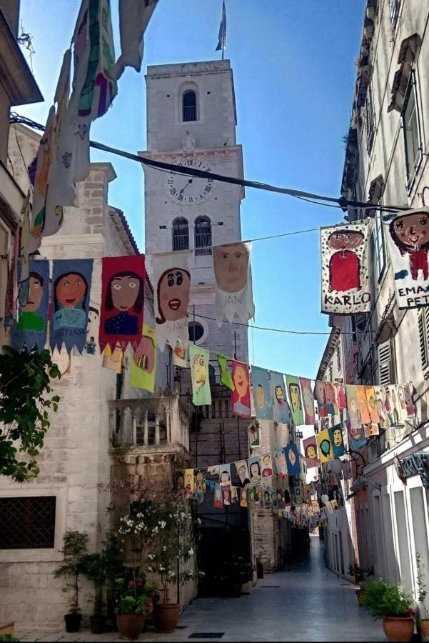 Stella Apartment Sibenik Charm&History United Esterno foto