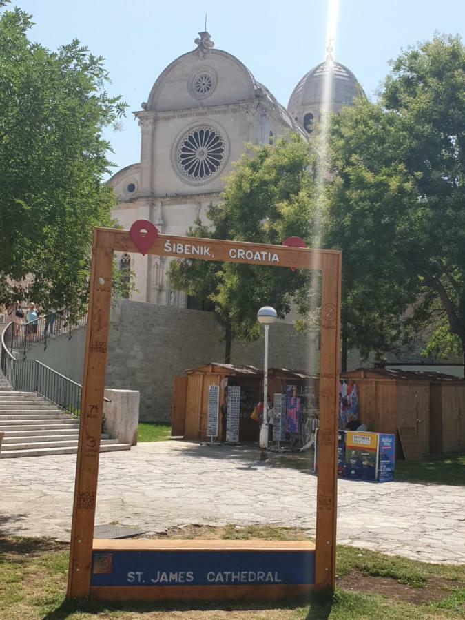 Stella Apartment Sibenik Charm&History United Esterno foto